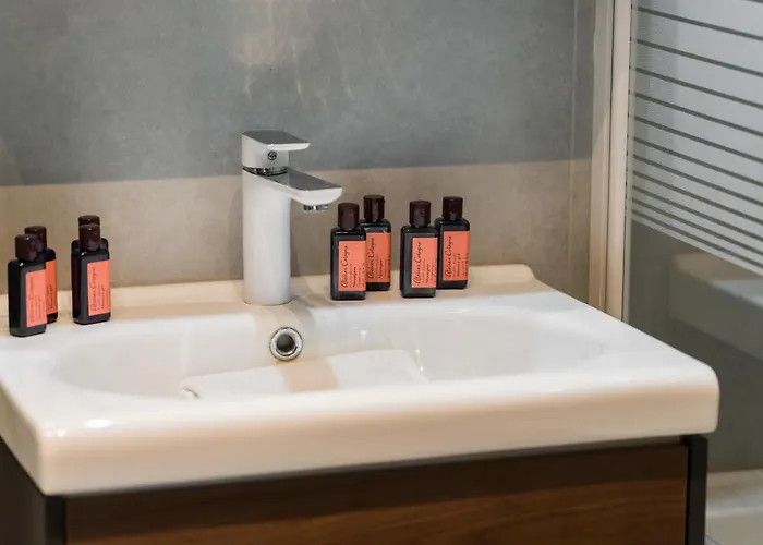 Serbska 2 Miejsca Parkingowe By Renters Poznaň